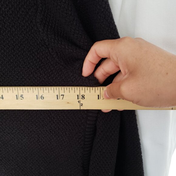 Woman Ann Taylor Loft Black Round Neck Long Sleeve Sweater Top Size L - Picture 3 of 10